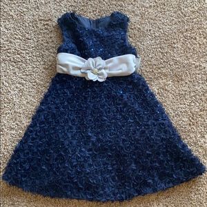 Navy blue dress size 4t